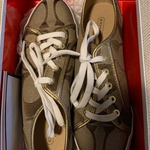 Coach shoes